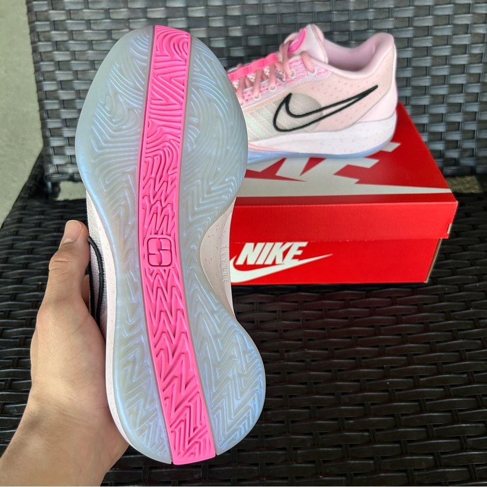NIKE SABRINA 1 PROMO KAY YOW - WOMENS 9 / MENS 7.5 - Picture 5 of 5